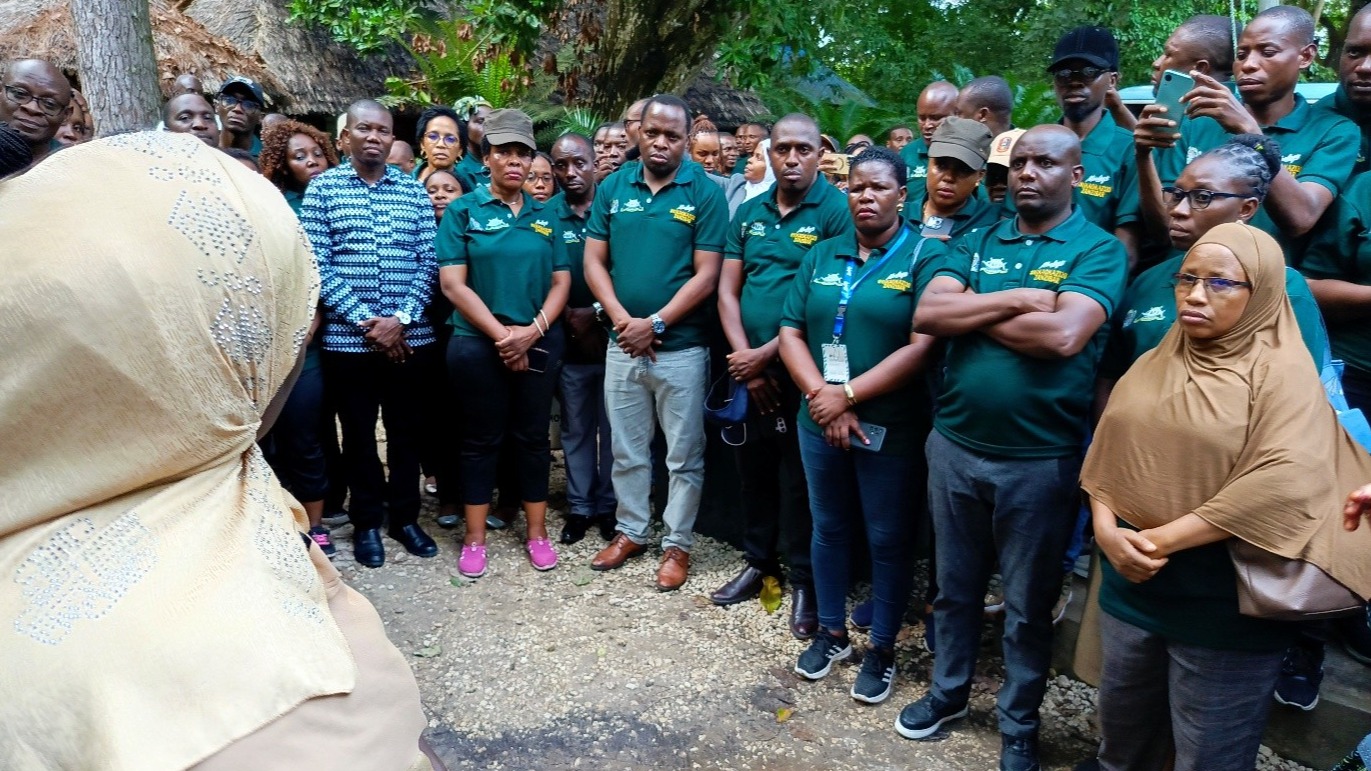 Maafisa mawasiliano serikalini wapanda miti Zanzibar